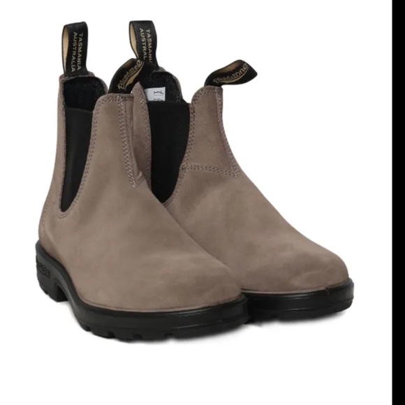 BLUNDSTONE BOOTS gray leather pull on leather suede 6.5